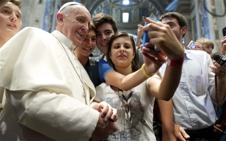 Ferenc pápa fiatalok körében